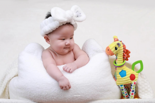 石家庄三个月宝宝厌奶期绝招